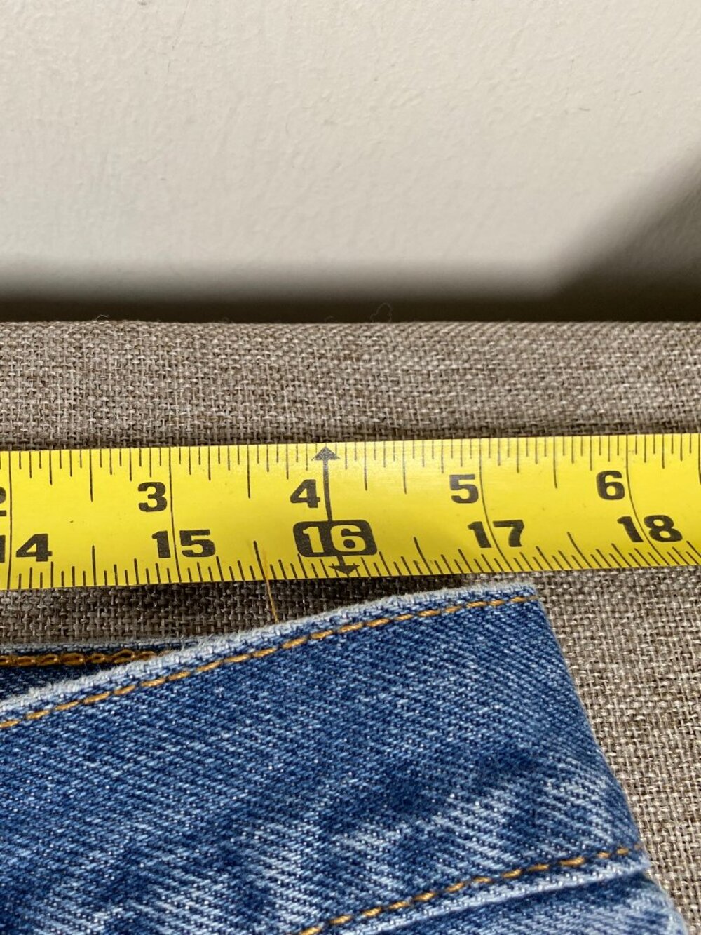 Vintage Levi's 517 Bootcut Denim Jeans Men's 36 x 32 Mid Rise Blue Distressed - Picture 8 of 15